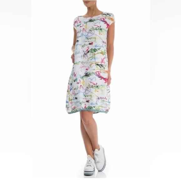 Grizas Dresses & Skirts - Grizas washed linen shift dress white multi watercolor splatter Size M